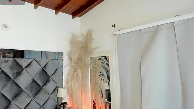 sofhiaa adaams online show from 11/10/25, 09:47