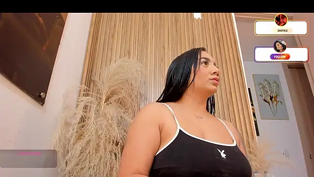 Snapshot of sofhiaa_adaams chatting on 02/15/26, 05:09 sofhiaa adaams online show from 02/15/26, 05:09