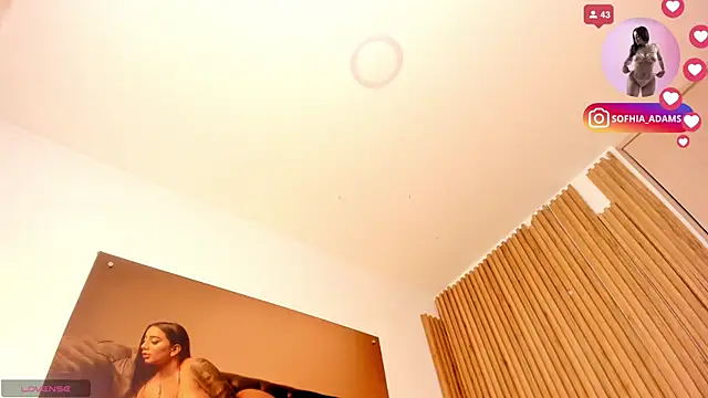 sofhiaa adaams online show from 05/08/26, 10:59