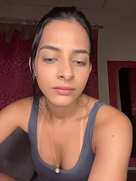 violetta-brown1 online show from 12/04/25, 02:10