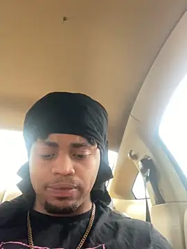 Snapshot of Elgrazonamor chatting on 12/11/24, 06:42 Elgrazonamor online show from 12/11/24, 06:42