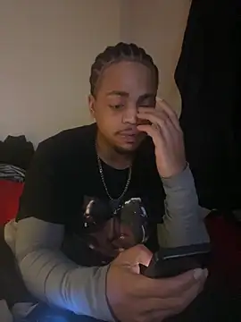 Snapshot of Elgrazonamor chatting on 01/06/25, 12:48 Elgrazonamor online show from 01/06/25, 12:48