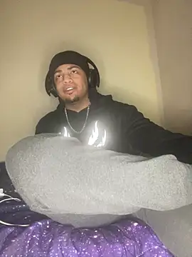 Snapshot of Elgrazonamor chatting on 02/23/25, 02:40 Elgrazonamor online show from 02/23/25, 02:40