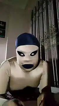 Snapshot of zentaishow chatting on 12/04/24, 01:09 zentaishow online show from 12/04/24, 01:09