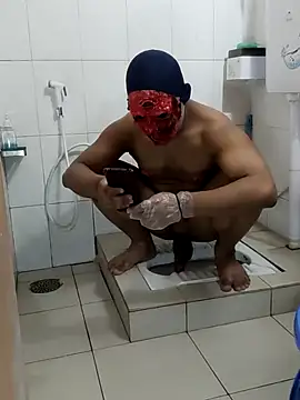 Snapshot of zentaishow chatting on 12/15/25, 06:39 zentaishow online show from 12/15/25, 06:39