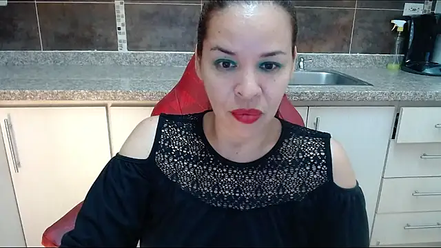 Lizeth Bels online show from 06/17/26, 07:37