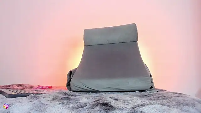 Snapshot of mariana_preciado chatting on 02/13/26, 05:14 mariana preciado online show from 02/13/26, 05:14