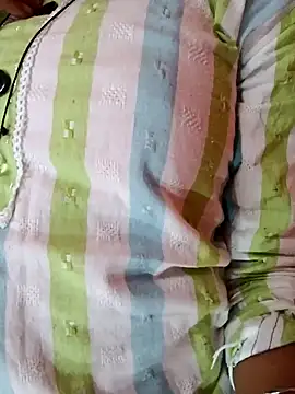 Snapshot of Mangla_Bhabhi chatting on 10/26/25, 02:50 Mangla Bhabhi online show from 10/26/25, 02:50