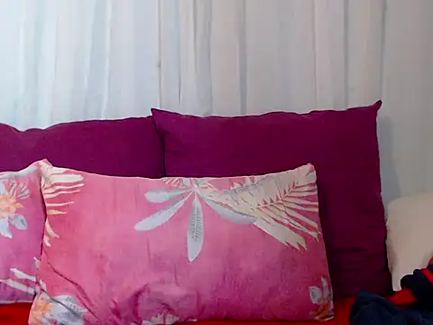 Freakyassnwildx online show from 11/23/25, 08:19