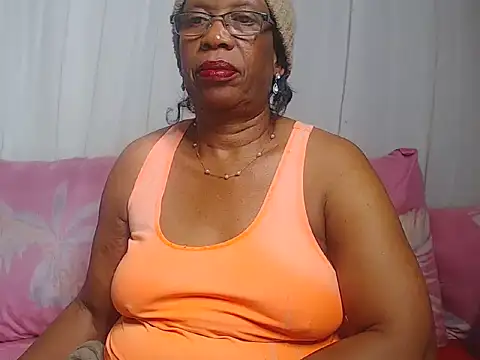 Snapshot of Freakyassnwildx chatting on 06/20/26, 04:32 Freakyassnwildx online show from 06/20/26, 04:32
