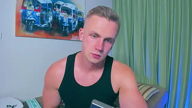 Snapshot of Samuel_Andrew chatting on 12/13/24, 11:55 Samuel Andrew online show from 12/13/24, 11:55