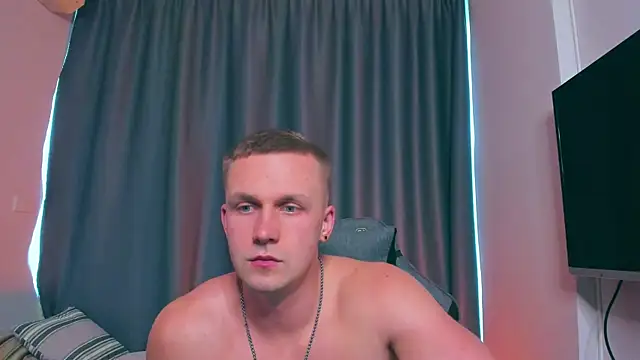 Snapshot of Samuel_Andrew chatting on 02/25/25, 05:41 Samuel Andrew online show from 02/25/25, 05:41