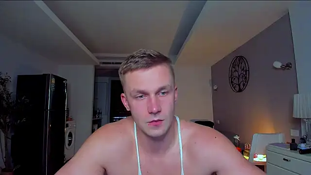 Samuel Andrew online show from 06/16/26, 03:20