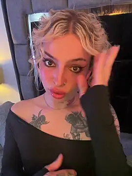 Bonnie vega online show from 09/10/25, 09:37