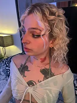 Bonnie vega online show from 09/20/25, 09:27