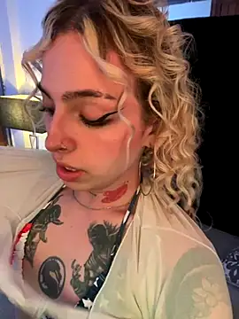 Bonnie vega online show from 10/03/25, 09:23