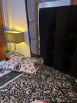 Bonnie vega online show from 10/24/25, 08:16