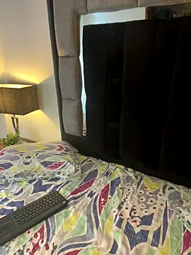 Bonnie vega online show from 11/12/25, 09:14