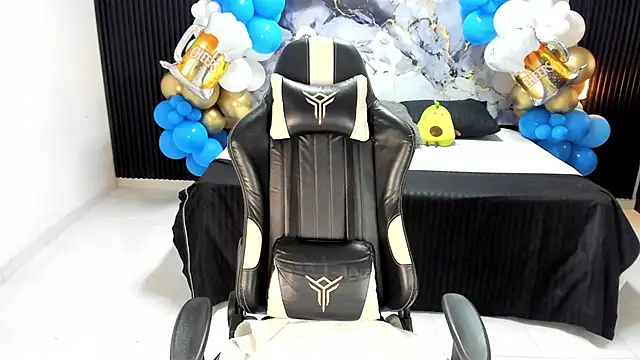 Ivy 16 online show from 10/08/25, 11:52