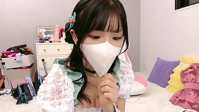 -minami- online show from 05/11/26, 12:00