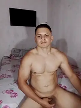 Snapshot of Michael_95_ chatting on 04/06/26, 03:35 Michael 95 online show from 04/06/26, 03:35