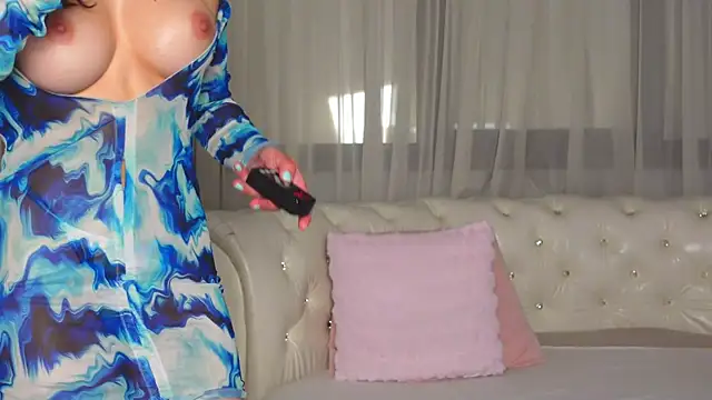 NinaCrystal1 online show from 12/10/24, 01:44