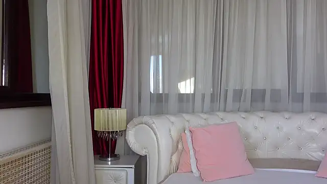 NinaCrystal1 online show from 03/12/25, 07:13