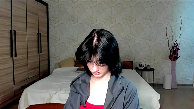 JulisSweet online show from 01/26/25, 01:58