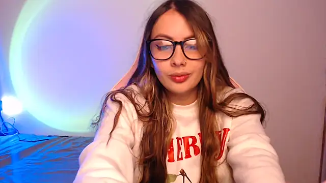 lalawhitte online show from 10/03/25, 08:39