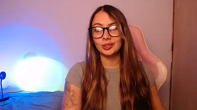 lalawhitte online show from 10/29/25, 09:49