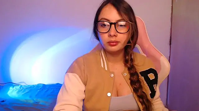 lalawhitte online show from 11/01/25, 02:08