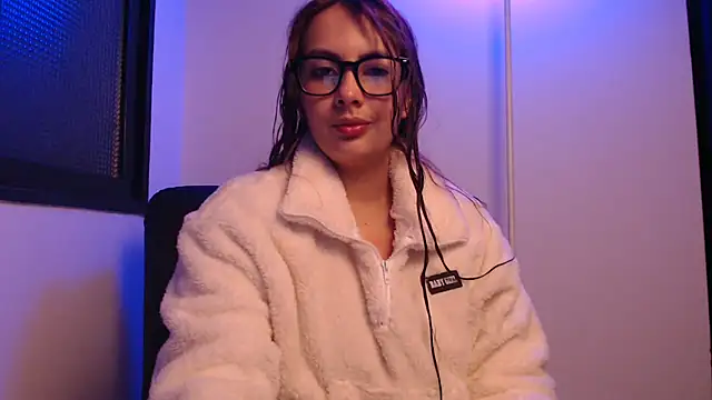 lalawhitte online show from 04/28/26, 09:58
