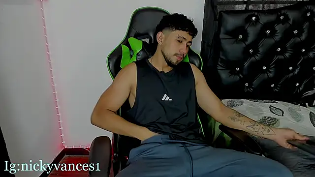 Snapshot of nicky_vances chatting on 02/24/26, 05:00 nicky vances online show from 02/24/26, 05:00