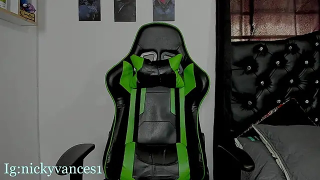 Snapshot of nicky_vances chatting on 03/02/26, 09:32 nicky vances online show from 03/02/26, 09:32