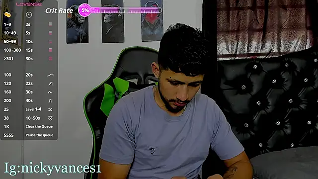 Snapshot of nicky_vances chatting on 03/08/26, 08:23 nicky vances online show from 03/08/26, 08:23