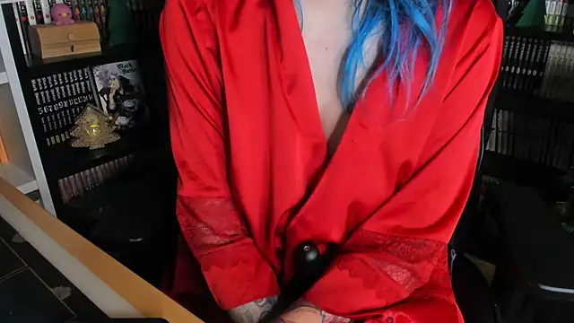  Satsuki  online show from 12/11/24, 11:54