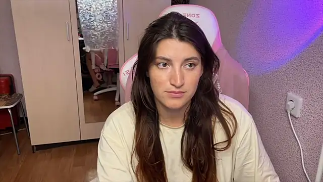 Katrin  kiss online show from 07/16/26, 08:59