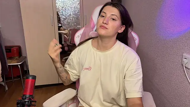 Katrin  kiss online show from 07/19/26, 06:11