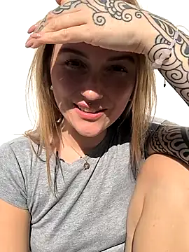 Snapshot of Goldloeckchen159 chatting on 11/15/25, 12:56 Goldloeckchen159 online show from 11/15/25, 12:56