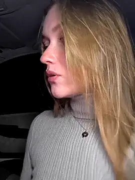 Snapshot of Goldloeckchen159 chatting on 12/04/25, 09:23 Goldloeckchen159 online show from 12/04/25, 09:23