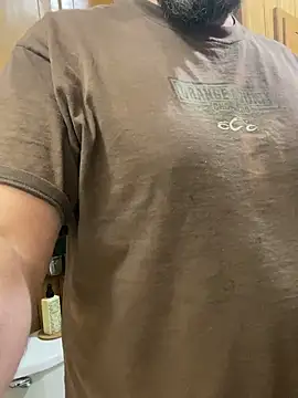 Snapshot of bigJohnson223 chatting on 02/20/25, 02:51 bigJohnson223 online show from 02/20/25, 02:51