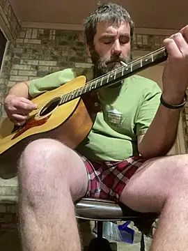 Snapshot of bigJohnson223 chatting on 03/09/25, 05:44 bigJohnson223 online show from 03/09/25, 05:44