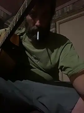 Snapshot of bigJohnson223 chatting on 09/28/25, 01:00 bigJohnson223 online show from 09/28/25, 01:00