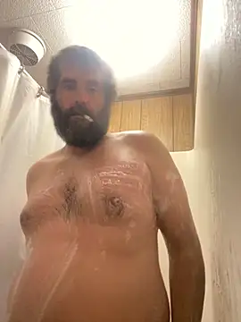 Snapshot of bigJohnson223 chatting on 10/19/25, 04:46 bigJohnson223 online show from 10/19/25, 04:46