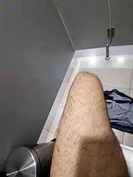 Snapshot of johny_69d@xh chatting on 12/05/24, 08:44 johny 69dxh online show from 12/05/24, 08:44