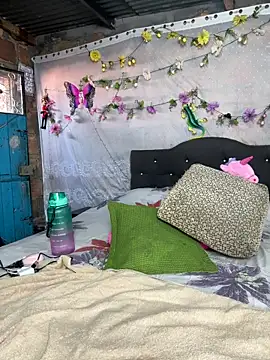 NinaGauther online show from 02/11/26, 02:11