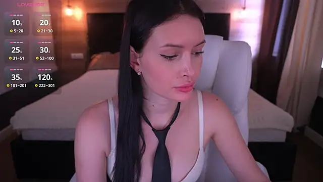 Snapshot of MilaSecrett chatting on 09/12/25, 01:00 MilaSecrett online show from 09/12/25, 01:00