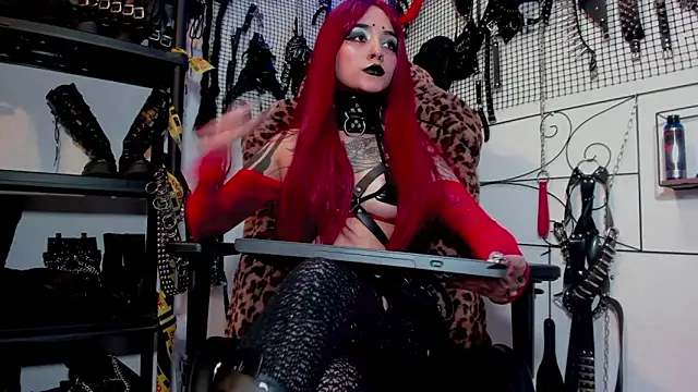 Agatha BDSM online show from 12/11/24, 07:36