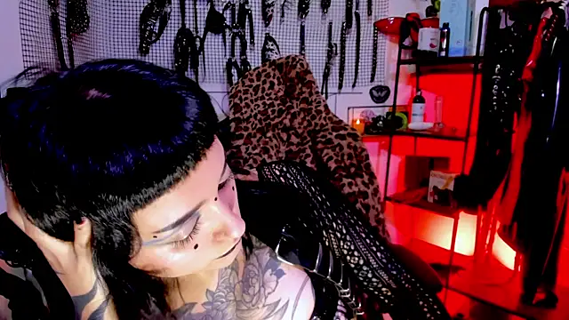 Agatha BDSM online show from 10/01/25, 08:15