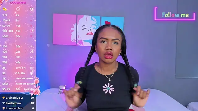 EmmaSmith06 online show from 01/25/25, 08:21